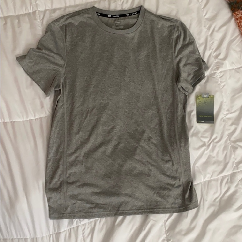 *SOLD* Tek Gear - Dry Tek T-shirt. Brand New!